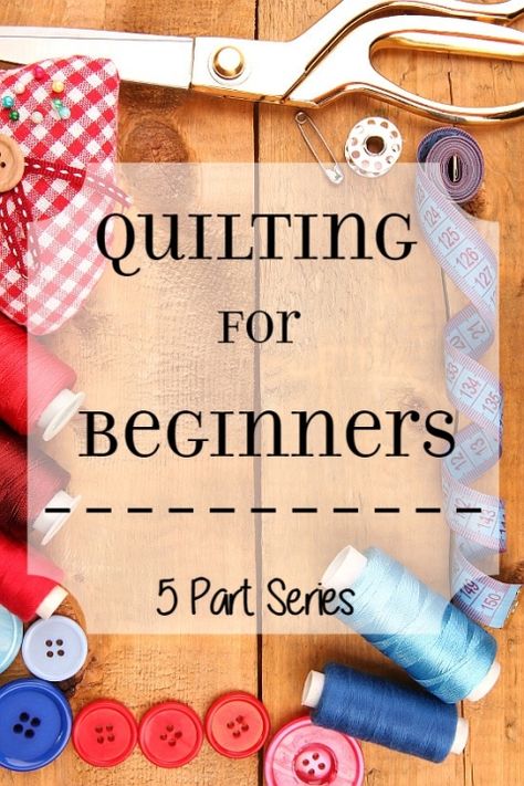 Quilting for Beginners: Make beautiful DIY quilts even if you're a quilting or sewing newbie. A tutorial and tip guide for making a quilt from start to finish. Quilting for Beginners teaches newbies how to quilt from the basics, start to finish. This 5 part series walks you through each step of quilt making. Making A Quilt, Beginning Quilting, How To Quilt, Quilt Tutorial, Crazy Quilting, Beginner Sewing Projects Easy, Diy Quilt, Quilting For Beginners, Quilting Techniques