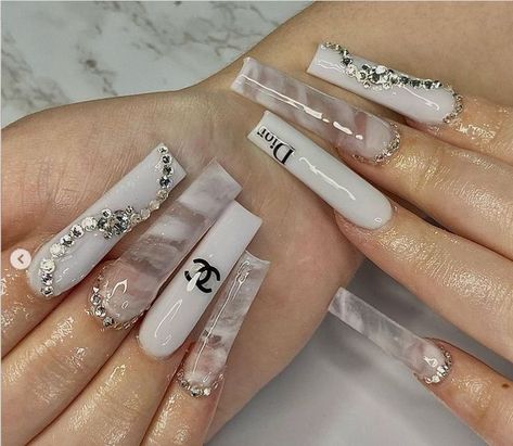 Chanel Nails Design, Nude Acrylic Nails, Best Server, White And Silver Nails, Chanel Nails, Acrylic Toe Nails, Long Acrylic Nail Designs, Pinterest Nails, Homecoming Nails Acrylic