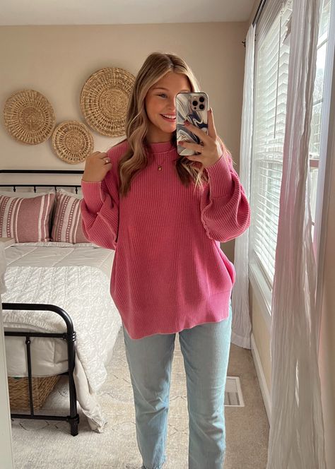 Aerie Pink Sweater, Aerie Beyond Sweater, Pink Sweater Outfits, Bright Pink Sweater Outfit, Bright Pink Sweater, Pink Sweater Outfit, Spring Sweater Outfits, Cute Sweater Outfits, Hot Pink Sweater