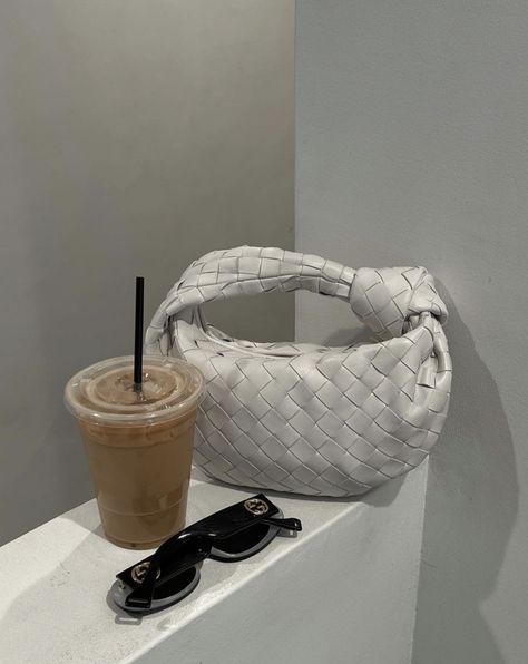 @paudictado / minimal / neutral / Bottega Veneta bag / Mini Jodie / white Mini Jodie Outfit, Bottega Jodie, Bottega Veneta Jodie Mini, Mini Jodie Bag, Bottega Bag, Bottega Veneta Jodie, Mini Jodie, Bottega Veneta Bag, Woven Handbags