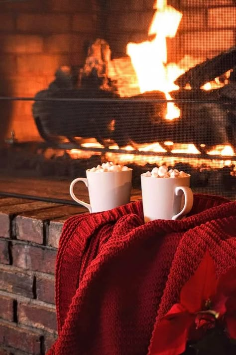 Hot Chocolate Fireplace, Clio Evans, Blanket Advertisement, Cozy Party, Airbnb Photography, Winter Fireplace, Cozy Winter Cabin, Cosy Vibes, Cabin Aesthetic