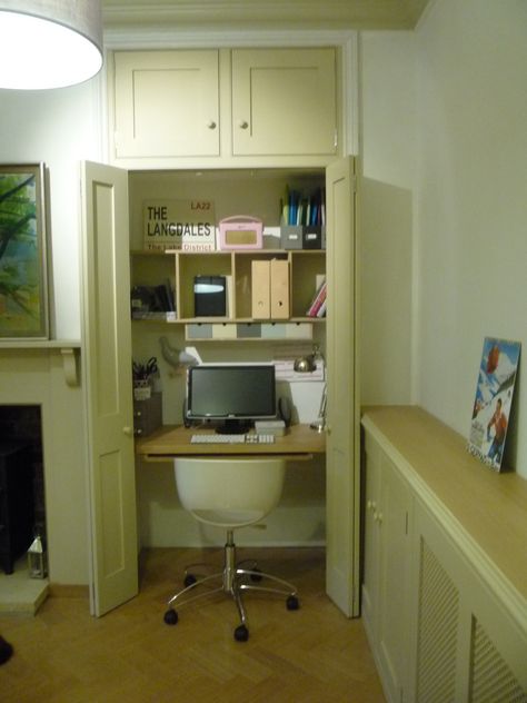 Hideaway Home Office in Cupboard Studio Mcgee Kitchen Table, Alcove Desk, Studio Mcgee Kitchen, Kitchen Keeping Room, Alcove Storage, Cupboard Ideas, Alcove Cupboards, Home Office Closet, Dining Furniture Makeover