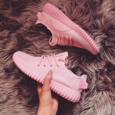 ♡✿♔Creole-Diva♔✿♡ alliekayofficial.tumblr.com Pink Twitter, Adidas Cap, Adidas Shoes Women, Mens Designer Shoes, Brian Atwood, Nike Shoes Outlet, Shoes Pink, Pink Sneakers, Dress Shoes Womens