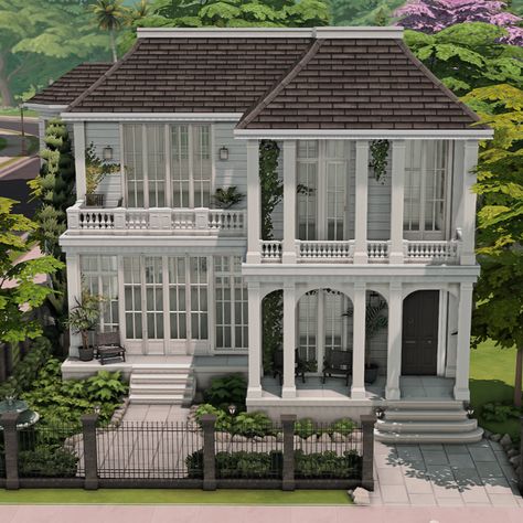 New Orleans Home | Patreon French House Sims 4, Sims Aesthetic House, Sims 4 White House, Sims 4 House Inspiration, New Orleans House Plans, Sims 4 Houses Layout, Parisian House, The Sims 4 Lots, Sims Freeplay Houses