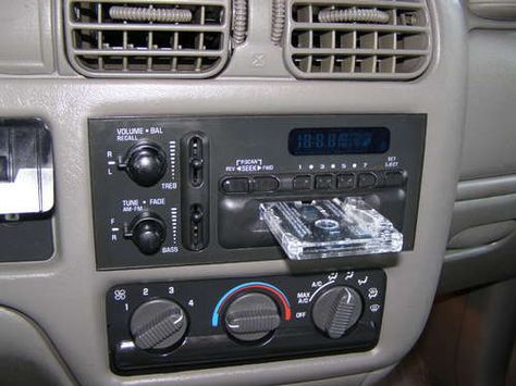 Wow, I remember the cassette player in a car! Stolen Car, Christmas Wallpaper Hd, Cassette Deck, Cars Music, Good Old Times, Tape Deck, Retro Film, Music Memories, Cassette Player