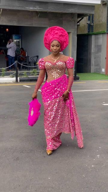 Lace Blouse Styles, Lace Styles For Wedding, Lace Dress Classy, Nigerian Lace Styles Dress, Nigerian Lace Styles, African Lace Styles, African Prom Dresses, African Print Dress Ankara, Lace Gown Styles