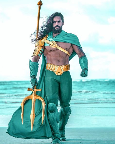 The Aquaverse 🔱 on Twitter: "Aquaman King of Atlantis cosplay by @StefaniAbner! 🔱… " Superhero Outfit Ideas, Atlantis Cosplay, Aquaman Costume, Aquaman Cosplay, Aquaman Comic, Dc Aquaman, Comic Cosplay, Dc Rebirth, Mermaid Halloween