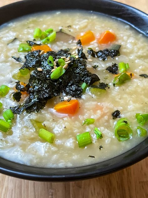 Juk Recipe Rice Porridge, Chinese Rice Porridge Recipe, Korean Soup For Sick, Vegan Rice Porridge, Japanese Rice Porridge Recipes, Korean Congee Recipe, Porridge Recipes Chinese, Breakfast Rice Porridge, Korean Juk Rice Porridge