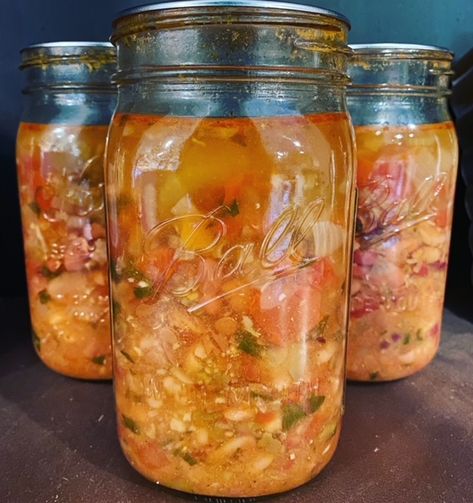 Can Soup Recipe, Canning Meals, Canning Soup Recipes, Canning Salt, Canning Kitchen, Pressure Canning Recipes, Preserving Foods, Home Canning Recipes, Canning Vegetables