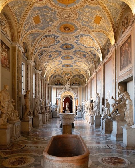 Vatican museums, Italy.

(via antoinebn) Vatican Museum, Vatican Museums, Study Abroad, The Stage, Theater, Italy, Art