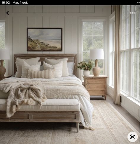 Cosy Coastal Bedroom, Vaulted Wood Ceiling Bedroom, Coastal Country Bedroom, Serene Master Bedrooms Decor, California Casual Bedroom, Beachy Bed, New England Style Bedroom, Coastal Farmhouse Bedroom Ideas, Coastal Chic Home