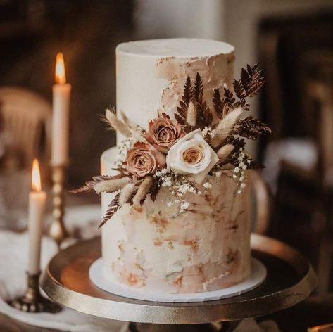 Floral Cake Inspiration, Flower Cake Topper Wedding, Boho Wedding Cake 2 Tier, Wedding Cakes Pampas, Rust Cake Wedding, Wedding Cake Terracotta Flowers, Wedding Cake Country Rustic, Small Wedding Cakes Two Tier, Dried Flowers Wedding Cake