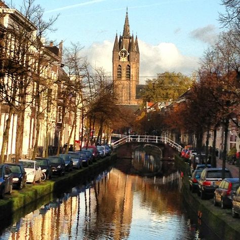 Delft Netherlands Aesthetic, Netherlands Tourism, Netherlands Aesthetic, Delft Netherlands, South Holland, Landscape Photography Nature, Travel List, Photography Nature, Delft