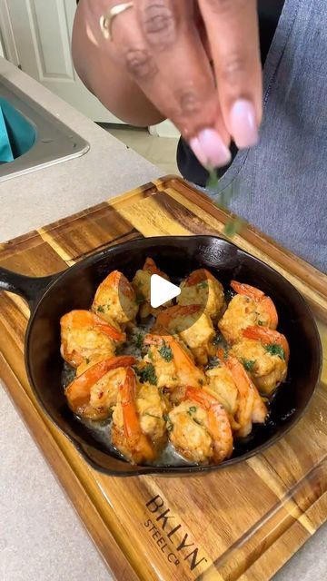 Stuff Shrimp With Crabmeat, Stuffed Shrimp With Crabmeat, Stuff Shrimp, Lump Crab Meat Recipes, Green Crab, Stuffed Shrimp, Singapore Noodles, Creamy Crab, Shepards Pie