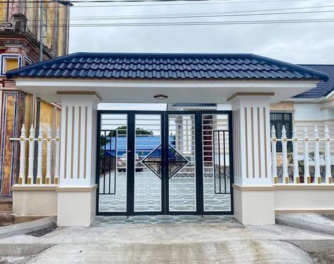 Main Gate Decoration Ideas, Gate Arches Entrance, Simple Front Gate, Double Door Gate Design, Metal Front Gate, Main Gate Arch Design, Double Door Gate, Main Gate Design Entrance, Sliding Gate Designs