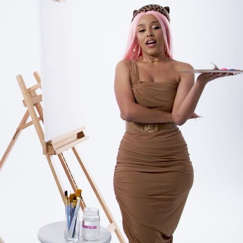 Doja Cat on Instagram: “@cosmopolitan you freaky deaky 😜! Link in my story if you wanna see me paint this naked model 😆” Doja Cat Body, Cat Body, Imperfection Is Beauty, Mama Cat, Cat Dresses, Cat Makeup, Doja Cat, See Me, My Story