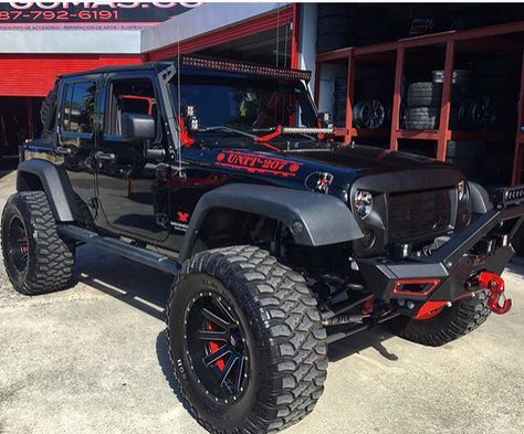 BLACK JEEP JK DECKED OUT! Jeep Swag, Jeep Wrangler Girl, Black Jeep Wrangler, Badass Jeep, Blue Jeep, Jeep Camping, Jeep Wrangler Unlimited Rubicon, Black Jeep, Dream Cars Jeep