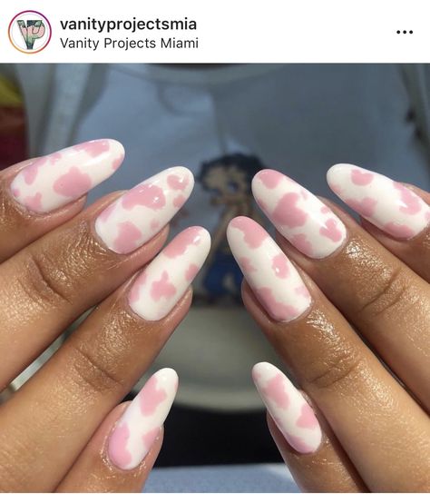 Pink Cow Print 🐮 Nail Polish Design Ideas, Nail Polish Design, Pink Cow Print, Cow Nails, Polish Design, Nagellack Trends, Pink Cow, Nail Polish Designs, Minimalist Nails