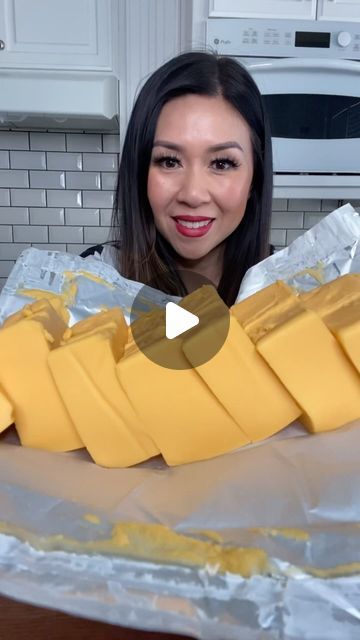 My Nguyen on Instagram: "Save my Crockpot Queso Dip Recipe for your Super Bowl! It for sure will be a crowd pleaser with your guest. You just need 16oz block of original and queso blanco Velveeta cheese, 28oz canned diced tomatoes, 2oz chopped cilantro, 2oz sliced green onions, 1 diced onion and 2 cups chopped rotisserie chicken. Set your crockpot on low, mix after an hour and leave it on warm until ready to serve. #queso #quesodip #superbowlrecipes #appetizers #diprecipe #recipevideo #cheeselover #cookingvideo" Crockpot Dips For Parties Appetizers, Velveeta Rotel Dip Crockpot, Crockpot Queso Dip No Velveeta, Queso Recipe Velveeta, Pappasitos Queso Recipe, Queso Recipe Crockpot, Crockpot Nacho Cheese Dip Velveeta, Restaurant Style White Queso Dip Crockpot, Crockpot Queso Dip