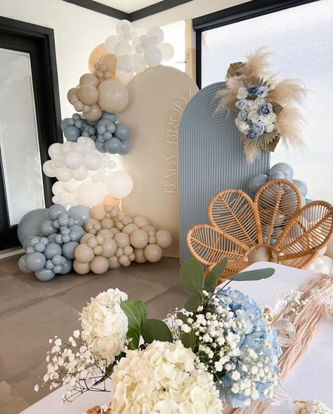 Neutral Blue Baby Shower Ideas, Boy Baby Shower Color Scheme, Boy Boho Baby Shower Ideas, Blue Theme Baby Shower Ideas, Blue Boho Baby Shower Ideas, Boy Baby Shower Themes Ideas, Neutral Boy Baby Shower Ideas, Boho Baby Shower Ideas Boy, Baby Shower Boy Theme Ideas