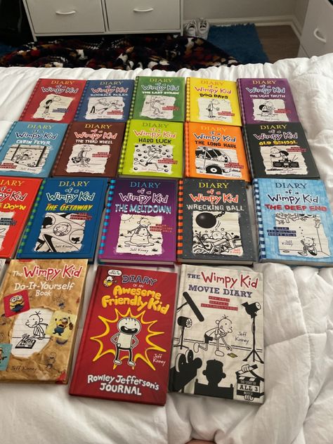 Digital Dream Board, Wimpy Kid Movie, Dork Diaries Books, Wimpy Kid Books, The Third Wheel, Kid Book, Phineas Y Ferb, Dork Diaries, Diary Of A Wimpy