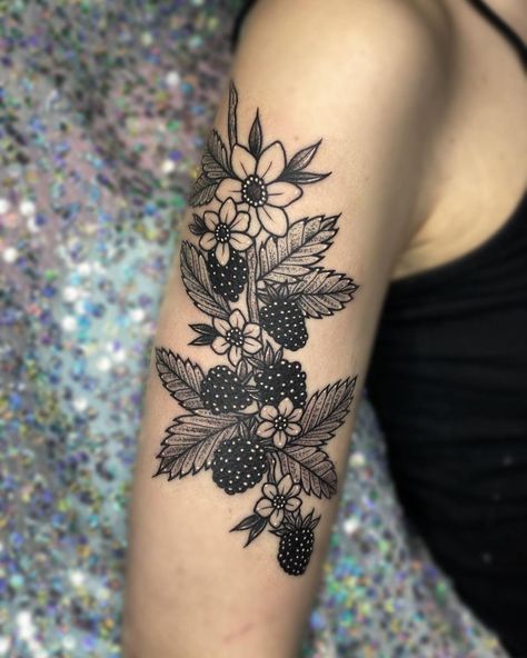 Strawberries Tattoo Black And White, Blackberry Tattoo Design, Black Berries Tattoo, Berries Tattoo Design, Berry Bush Tattoo, Black Raspberry Tattoo, Berry Tattoo Ideas, Fruit Tattoo Sleeve, Blackberry Tattoos