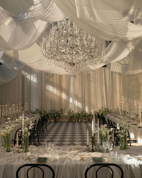 35 Major Trends for 2025 Weddings Italian Vintage Wedding, Draping Wedding, Fabric Installation, Tan Wedding, Other World, Lake Como Wedding, Wedding Of The Year, Villa Wedding, Wedding Event Design