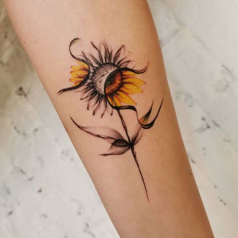 It Is What It Is Tattoo Ideas, Girasoles Tattoo, Sunflower Tattoo Meaning, Sunflower Tattoo Simple, Small Dragon Tattoos, Mommy Tattoos, Flame Tattoos, Daisy Tattoo, Sunflower Tattoos