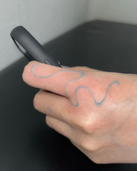 Light Blue Ink Tattoo, Blue Outline Tattoo, Light Blue Tattoo, Straight Line Tattoo, Cool Finger Tattoos, Blue Ink Tattoos, Abstract Tattoo Ideas, Abstract Tattoos, Sharpie Tattoos