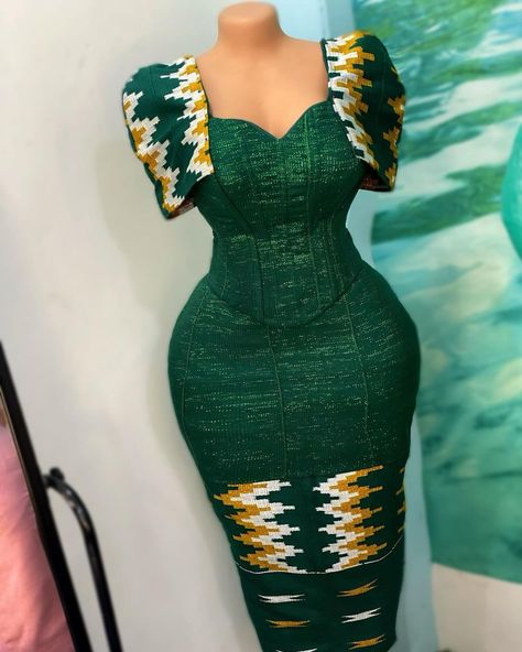 Kente Corset Styles, Kante Styles For Women, Plain Kente Dress Styles Classy, Kante Designs Latest, Simple Kente Dress Styles, Kente Dress Styles Classy, Kente Fashion, Ghana Style, Classy Short Dresses