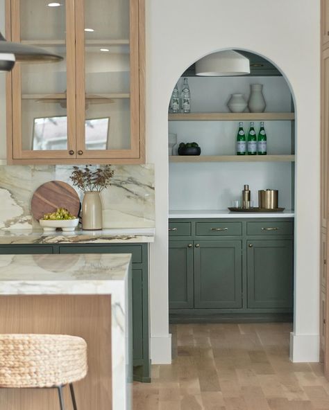 33 Kitchen Door Ideas to Transform Your Culinary Space Elegantly - placeideal.com Arched Pantry Opening, Arched Kitchen Cabinet Doors, Pantry Arch, Kitchen Archway Ideas, Arch Pantry, Arched Pantry Door, Kitchen Door Ideas, Arch Kitchen, Kitchen Door Designs