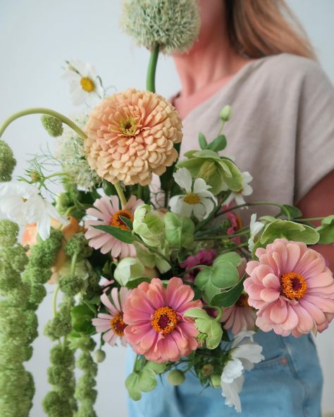 Summer Bouquet ft. @floretflower Zinnias from the Garden Zinnia Bouquet, Summer Bouquet, Fresh Flowers, The Garden, Bouquets, Flowers, Quick Saves