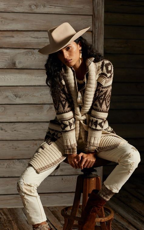 Southwestern Outfits, Mode Country, Ralph Lauren Looks, Ralph Lauren Womens Clothing, Looks Country, Casual Outfit Inspiration, Shawl Cardigan, Ralph Lauren Style, Ralph Lauren Women