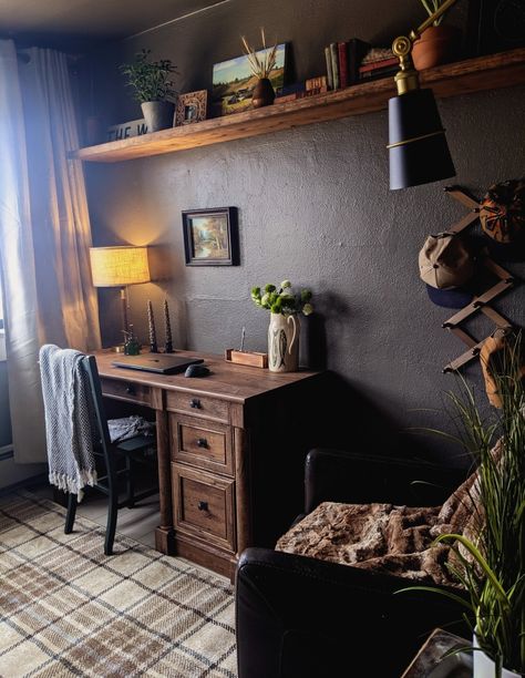 Small Home Office Dark Academia, Small Dark Home Office, Small Dark Academia Office, Moody Vintage Office, Moody Maximalist Office, Dark Cozy Office, Old Office Aesthetic, Vintage Office Aesthetic, Moody Office Space