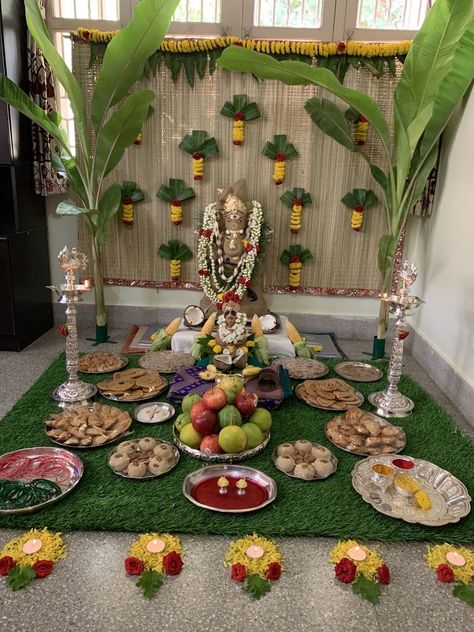 Ganapati Bappa Morya, Leaf Decor Wedding, Mandir Decoration, Ganesh Chaturthi Decoration, Ganapati Bappa, Home Flower Decor, Ganpati Decoration At Home, Janmashtami Decoration, Diy Floral Decor