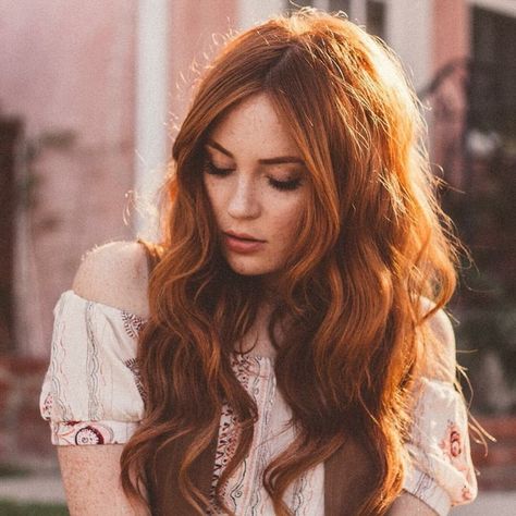 Danielle Fuentes, Danielle Victoria Perry, Red Hair Pale Skin, Danielle Perry, Irish Redhead, Danielle Victoria, Hair Pale Skin, Hair Red, Tone Hair