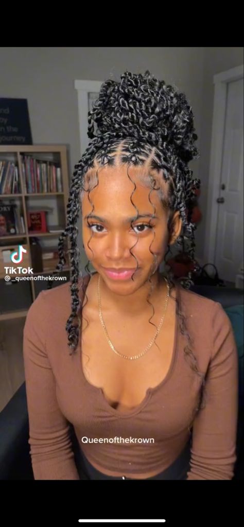 Box Braids With Curls, Cornrows Long, Part Curly Hair, Baby Hair Tutorial, Aesthetic Braids, Braids Heart, Braids Y2k, Middle Part Curly Hair, Y2k Braids