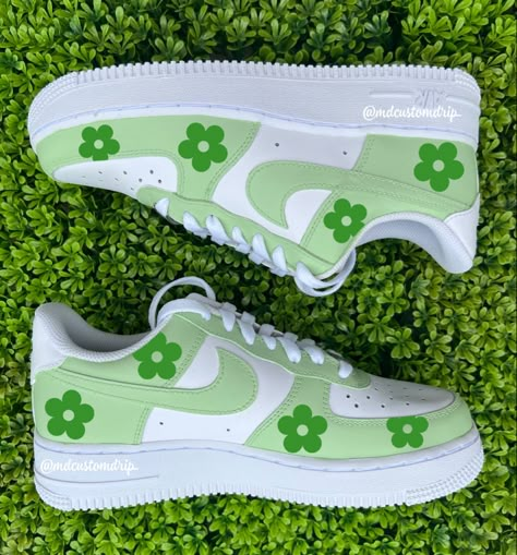 Custom shoes , custom Air Force 1 , custom sneakers , haul , custom order , custom made , diy , fashion Things To Paint On Shoes, Diy Shoe Designs, Custom Painted Shoes Ideas, Painted Shoes Ideas, Air Force Ones Custom, Painting On Shoes, Custom Air Forces, Shoe Painting Ideas, Hand Painted Air Force 1