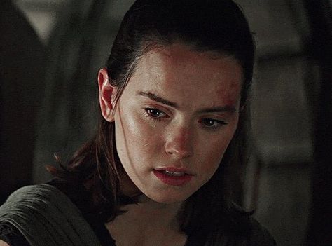 Ray Star Wars, Daisy Ridley Star Wars, John Bennett, Rey Skywalker, Star Wars Gif, Star Wars Cast, Rey Star Wars, Daisy Ridley, Star Wars Film