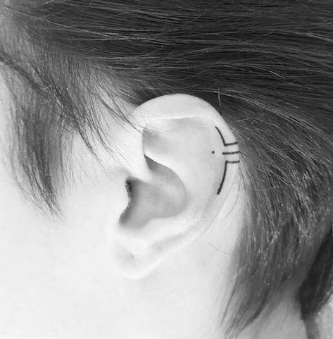 Inner Ear Tattoo, Idea Tattoo, Ear Tattoos, Unalome Tattoo, Muster Tattoos, Simplistic Tattoos, Popular Tattoos, Piercing Tattoo, Mini Tattoos