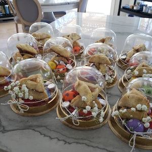 Individual Charcuterie, Cone Dessert, Dessert Display Wedding, Salad Appetizer Cups, Cake Favors, Dessert Containers, Cupcake Container, Cake Wraps, Favor Cups