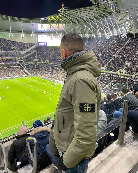 Stone Island Hooligan, Adidas Classic Shoes, Football Casual Clothing, Stone Island Jumper, Island Clothing, Ultra Casual, Stone Island Jacket, Ultras Football, Stone Island Clothing