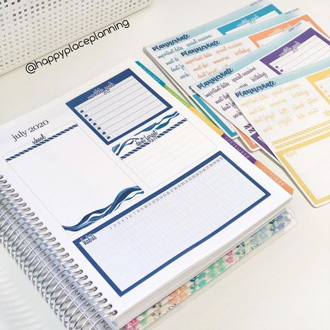 𝙹𝚎𝚗𝚗𝚒𝚏𝚎𝚛 𝙲𝚛𝚘𝚠𝚍𝚎𝚛 on Instagram: “I’ve had some questions about @planner_kate ‘s monthly dashboard stickers and if they still fit the dashboard on the 2020-2021 EC planner.…” Erin Condren Monthly Dashboard Ideas, Monthly Dashboard Ideas, Monthly Dashboard, Planners Ideas, Planner Layout, Some Questions, Layout Ideas, Erin Condren, Layout