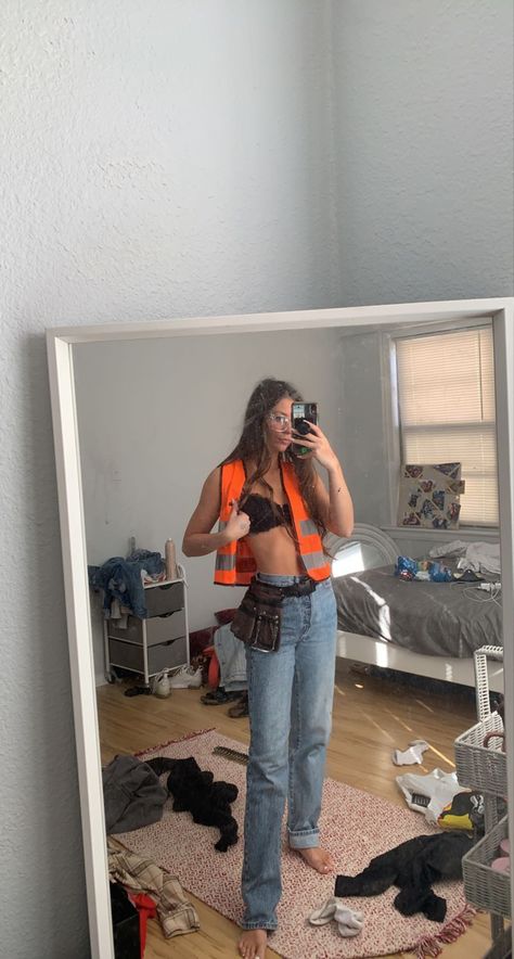 Mechanic Halloween Costume Womens, Construction Party Outfit College, Construction Theme Outfit Women, Hot Construction Worker Costume, Occupation Halloween Costumes, Home Depot Costume, Career Costumes For Women, Bob The Builder Costume Women, Woman Construction Worker