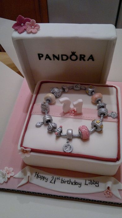 Pandora Cake, Cake Jewelry, Pandora Gift, Bracelet Pandora, Crazy Cakes, Foot Tattoo, Fancy Cakes, Box Cake, Creative Cakes