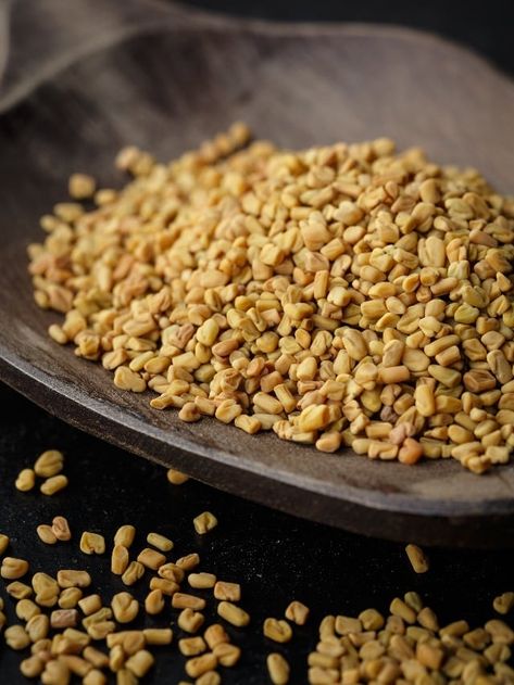 Benefits Of Fenugreek Seeds, Benefits Of Fenugreek, Hair Oil Recipe, Fenugreek Benefits, Seeds Benefits, Methi Seeds, Growing Healthy Hair, Kidney Detox, Green Side