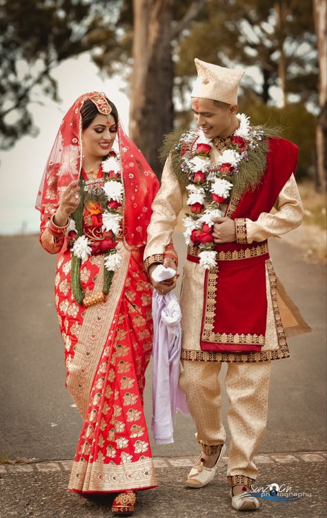 Nepali Wedding Saree, Nepali Wedding Photography, Nepali Bride Wedding Nepal, Nepali Wedding Dress, Nepalese Wedding, Nepali Couple, Nepal Wedding, Nepali Dress, Nepali Bride