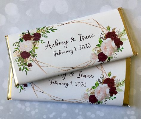 Candy Bar Favors, Wedding Candy Bar Wrappers, Chocolate Bar Wedding, Wrapper Design, Wedding Anniversary Party Favors, Personalized Candy Wrappers, Personalized Candy Bar Wrapper, Personalized Candy Bars, Destination Wedding Favors