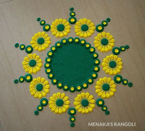 Red and Green Rangoli Designs With Two Colors, Rangoli Art Design Easy, Rangoli Design Easy Simple, Easy And Beautiful Rangoli Designs, Easy Rangoli Ideas Simple, Easy Rangoli Designs Diwali Beautiful, Small Rangoli Design Simple, Rangoli Ideas Easy, Diwali Rangoli Ideas Easy