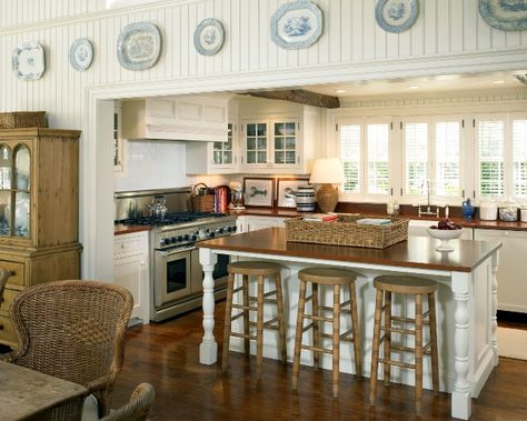 England Cottage, England Architecture, Old House Design, Patrick Ahearn Architect, Patrick Ahearn, Old Wood Floors, Big Bedrooms, Kitchen Counter Stools, Frank Stella